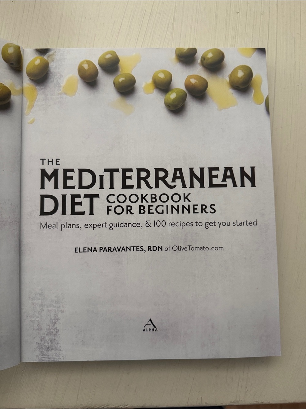 The Mediterranean diet cookbook for beginners-in like new condition - Picture 4 of 7